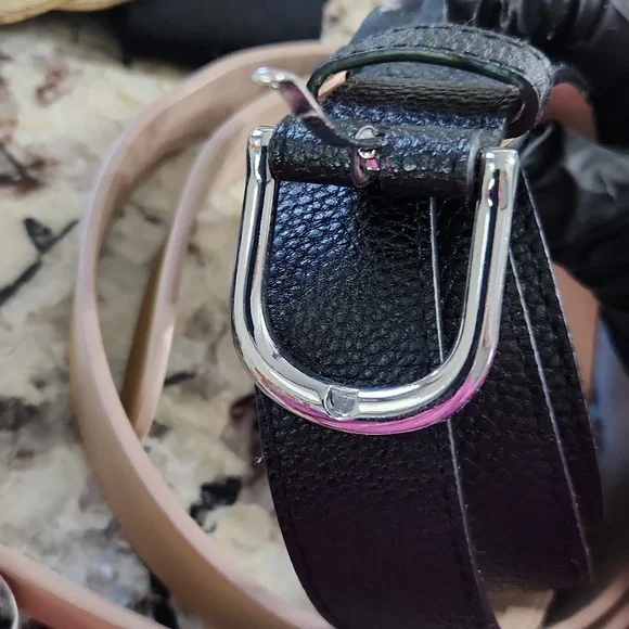 Assorted belts - Picture 3 of 5